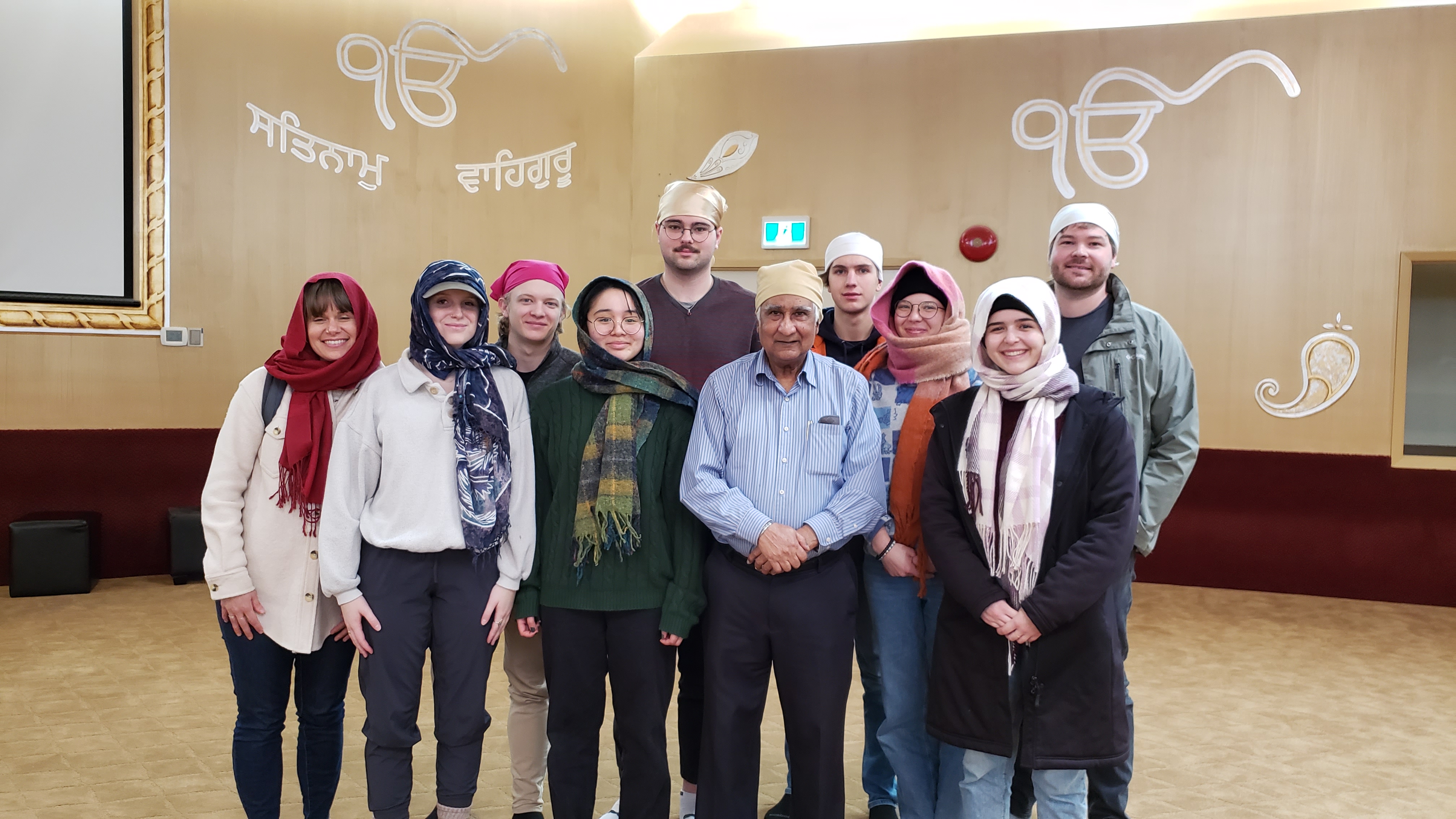 Students Visit #5 Road Gurdwara!