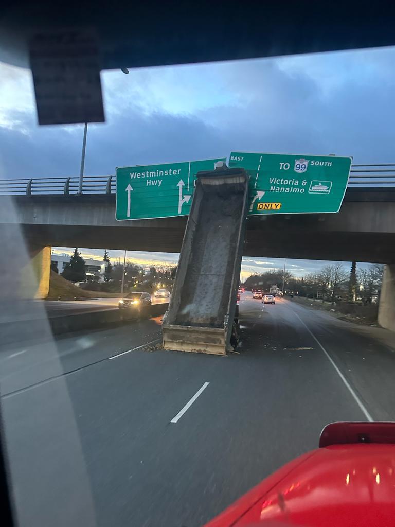 Richmond RCMP investigating commercial vehicle collision into overpass