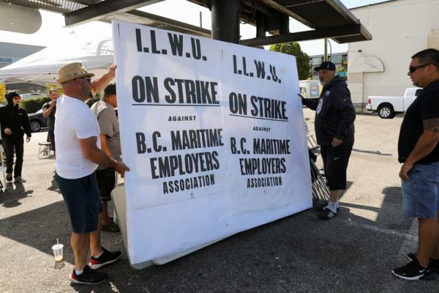 Port Workers Strike Ends 10 Minutes Before Recommended Settlement From Federal Mediator