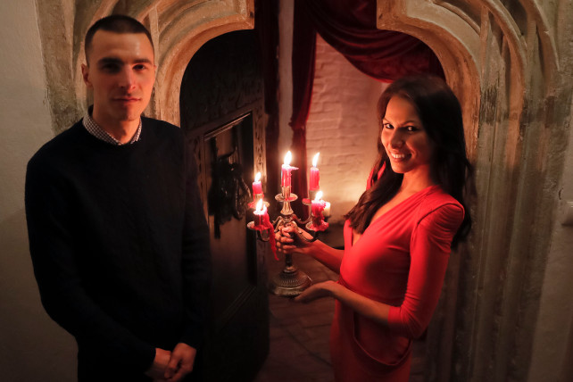 Indo-canadian Brother-sister  Spend Halloween Night In Dracula’s Castle In Transylvania