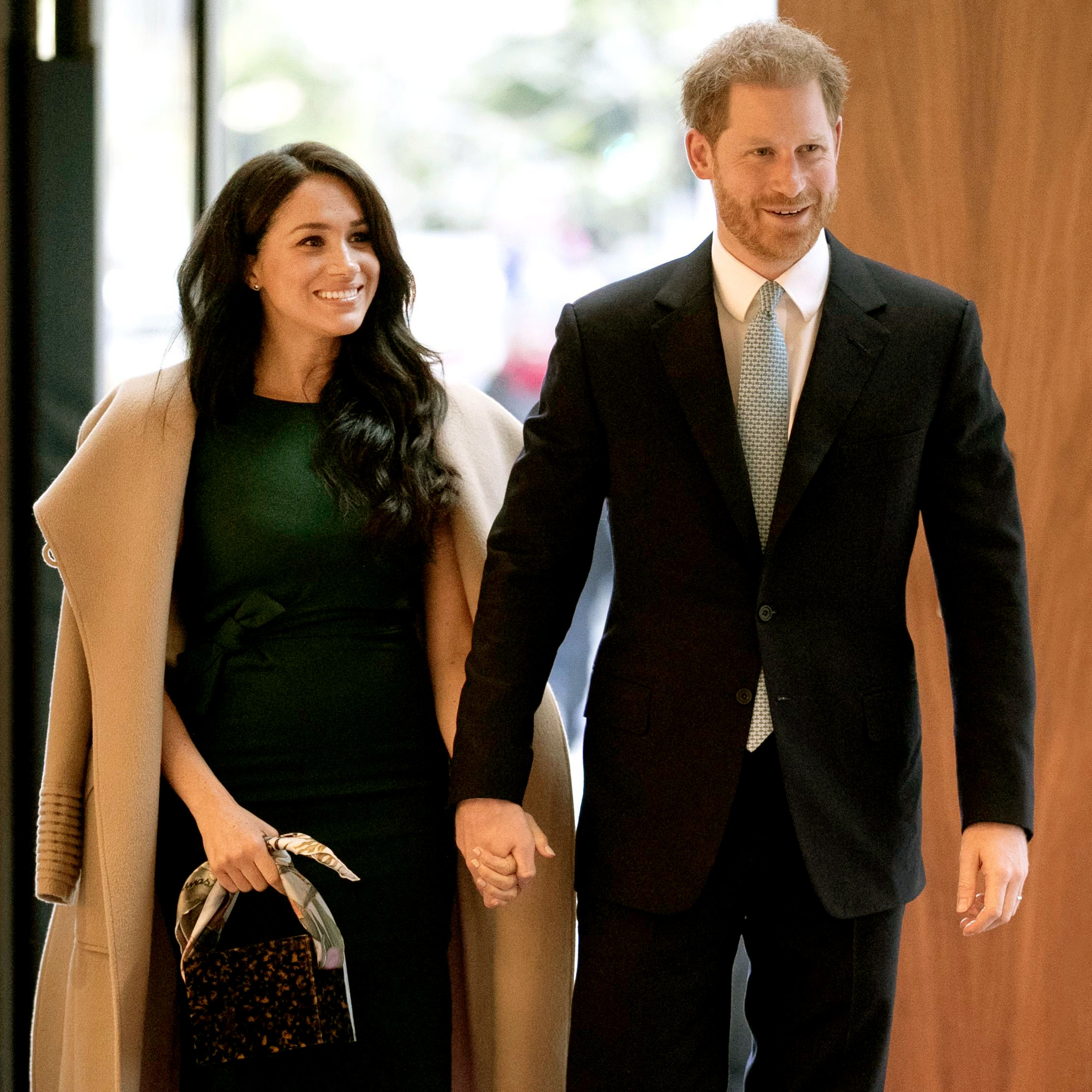 SCREW ROYALTY: Majority Of Canadians Don’t Want To Pay Costs Associated With Harry And Meghan’s Canadian Getaway