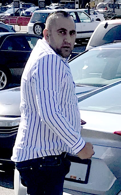 Surrey Distraction Theft Suspect Described As A South Asian Man