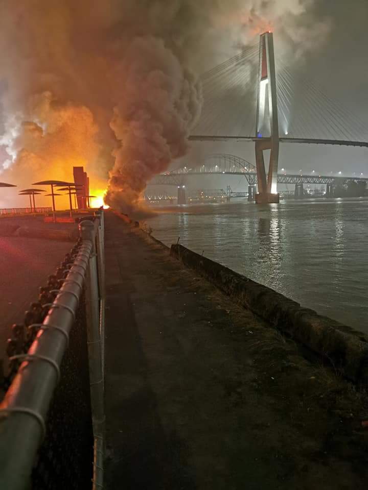 Massive Fire In New Westminster Destroys Pier and Parts Of The Park
