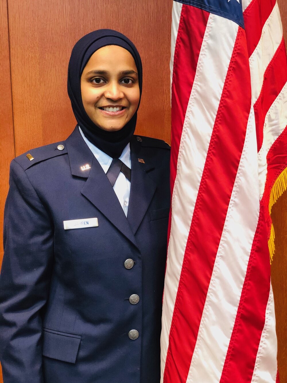 US Army's 1st Female Muslim Chaplain Graduates From Air Force College