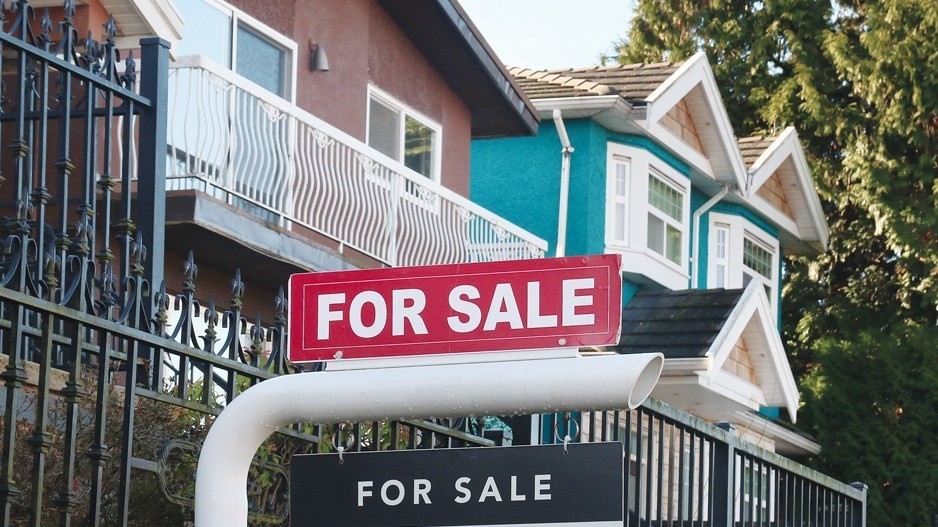 Home Sales In BC Take 35 Percent Plunge As Interest Rates Shoot Up