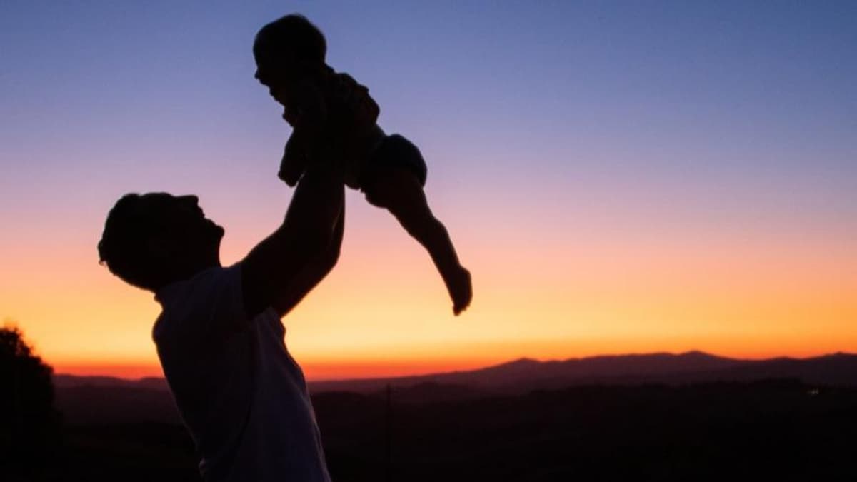FATHER’S DAY: Let’s All Cheer For Fathers!