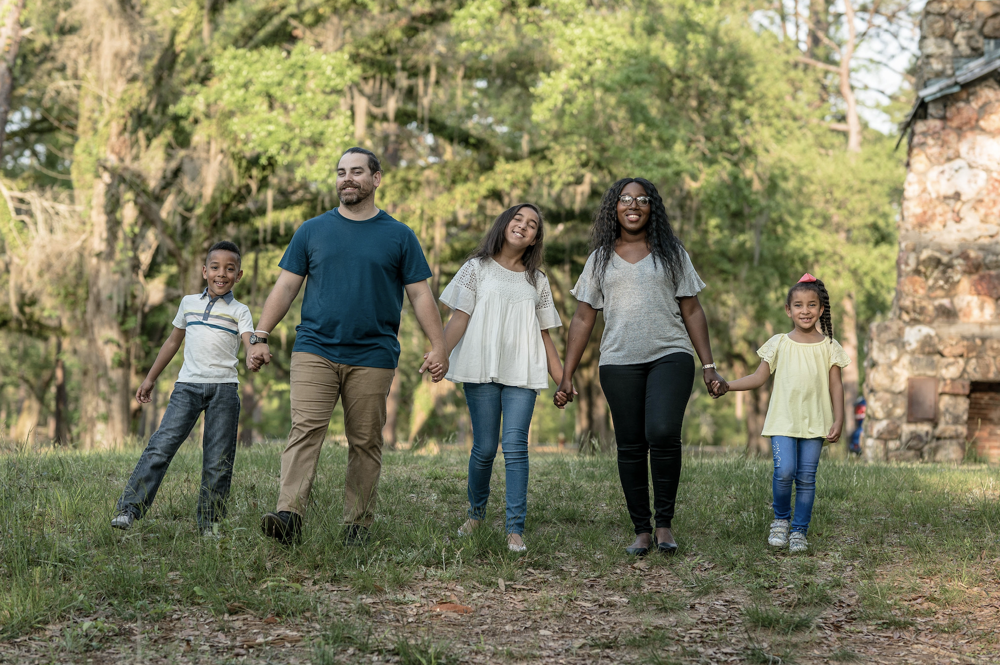 Canada To Accept 15,000 Family Reunification Applications